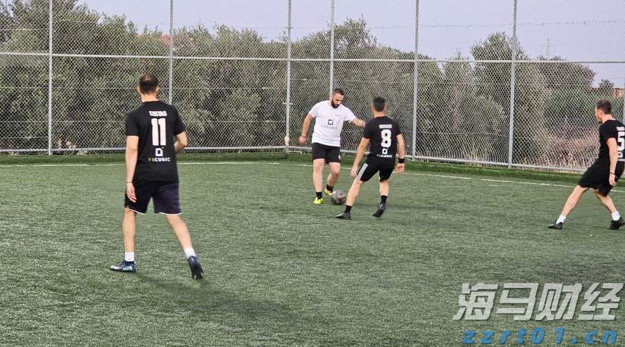 谷歌(GOOG.US)电话会:全栈AI战略驱动业务全面增长 每月Tokens处理量翻倍 视觉搜索增长70%