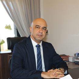 美股动态 | 特斯拉(TSLA.US)上涨超过2% 计划在旧金山推出Robotaxi服务